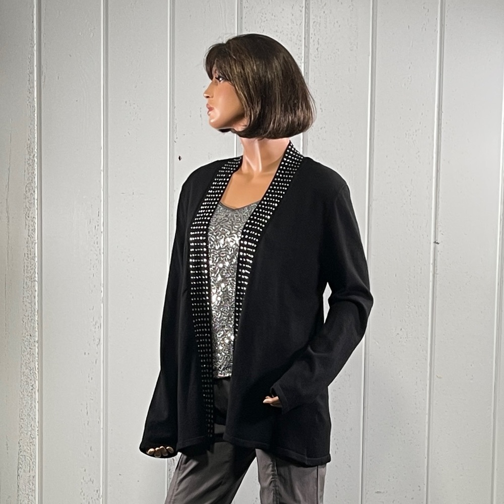*Carolyn Taylor women”s Black Rhinestone Open Front Cardigan Sz XL